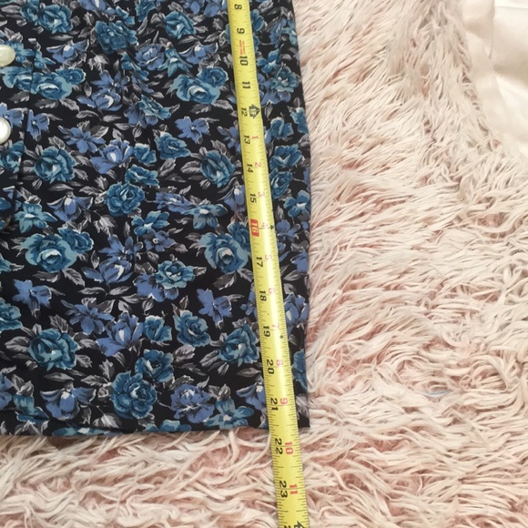 🦋VTG floral cottage core button down midi dress - Picture 11 of 11